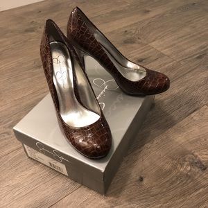 Jessica Simpson heels